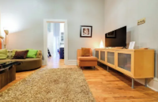 Historic Decatur Apt w/ City Square Views