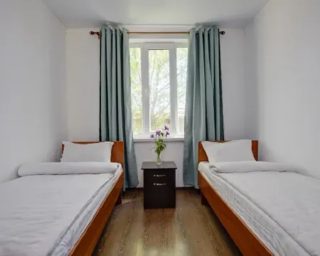 Chastnyy Sektor Hotels in Bosteri