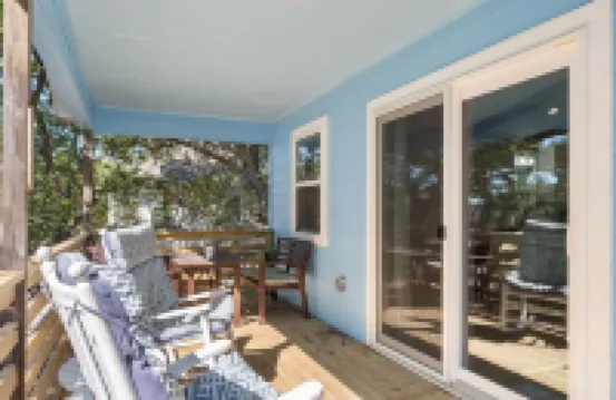Oceanside, Fun Location, Walk to Beach