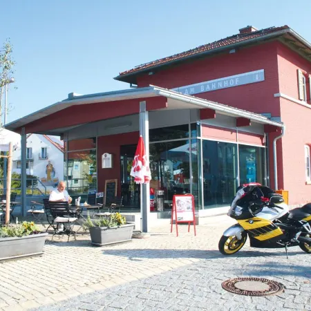 Übernachtung im Nostalgischen Bahnwaggon