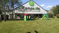 Campanile Clermont Ferrand Sud - Issoire - familiares