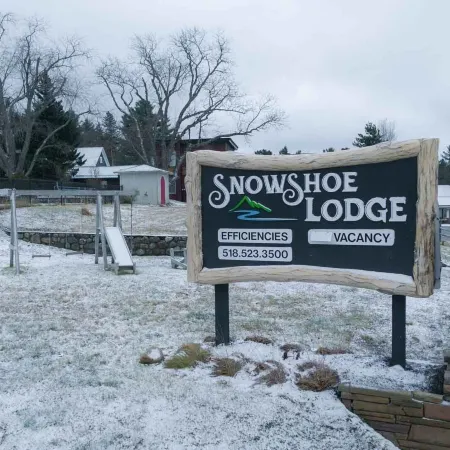 The Snowshoe Lodge