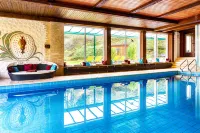 AKZENT-Waldhotel Rheingau - piscina
