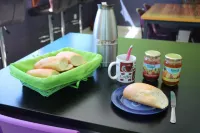 Mahana Lodge Hostel & Backpacker - فطور