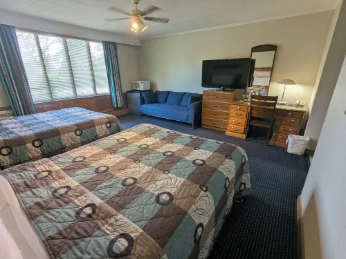 Mariner Motor Hotel Hotel di Collingwood