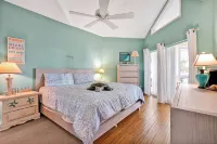 Resting Beach Face! 5BR estate on Golf Course w/3Decks, 2Fireplaces & Sundeck