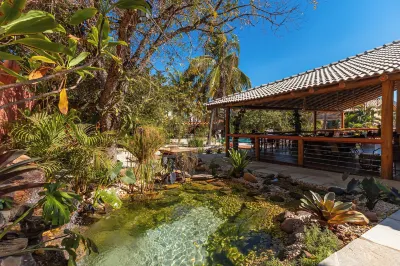 Pousada Flores do Cerrado Hotels near Rancho das Palmeiras - Lagolândia