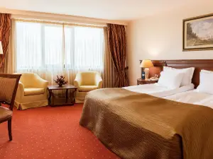 Crystal Palace Boutique Hotel