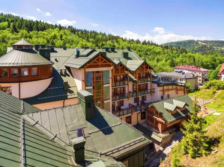Hotel Mercure Krynica Zdrój Resort&Spa Отели в г. Nowosadecki