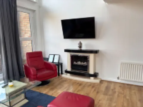 The Ovo Hydro Penthouse with Free Parking