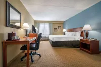 Clarion Hotel Conference Center - North Hotels in Lexington