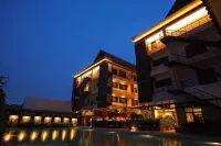Bali World Hotel Hotel dekat Metro Indah Mall
