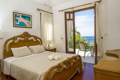 Villa Minoas Large Private Pool Walk to Beach Sea Views A C Wifi Eco-friendly - 2565