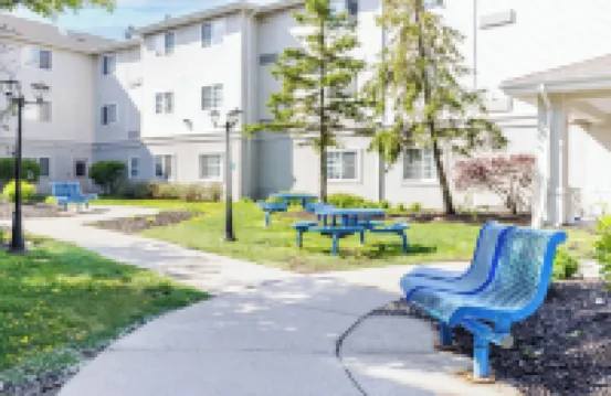 Studio 6 Toronto - Mississauga with Kitchenettes