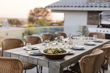 Seascape by AvantStay Spacious Contemporary Oasis in Del Mar