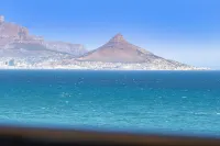 The Waves 1002 by HostAgents