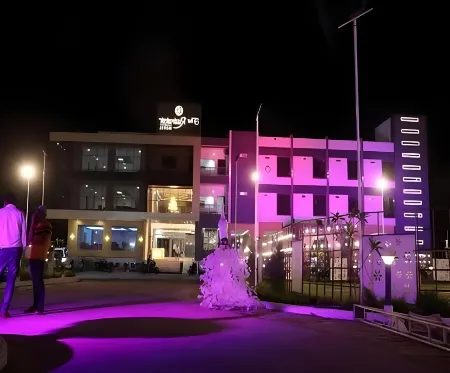 The Rudraksh  Hotel Отели в г. Чхатарпур