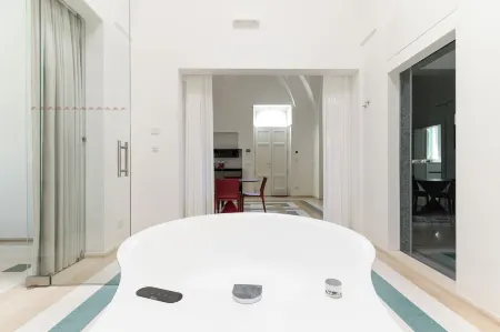 Hydeout Palace - Luxury &Spa Suites by Wonderful Italy