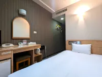 Kenchomae Green Hotel Hotels near Suizenji Jojuen Garden