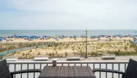 Seaside Star on the Boardwalk!