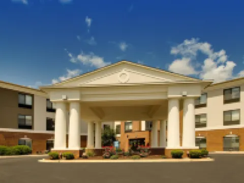 Holiday Inn Express & Suites MORRIS by IHG Hotels in Morris