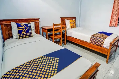 Spot on 90797 Sukun Syariah Homestay Hotels near Stasiun Malang Kota Lama SS,MS