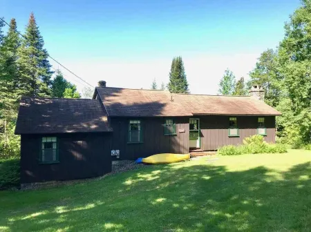 1st Connecticut Lakefront Camp - Tell me S'more Please! Отели в г. Питтсбург