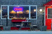 Cozy 1-bedroom Efficiency in Downtown Southwest Harbor [Manset Room] Hotels in Southwest Harbor