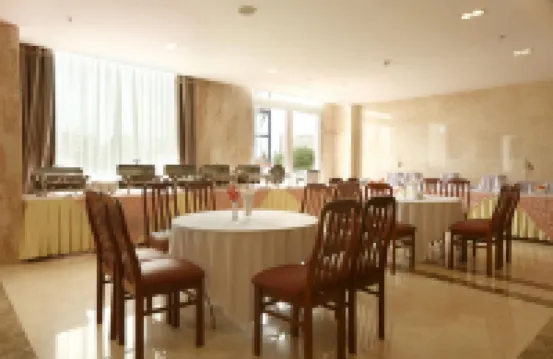 Ninh Kieu Fortuneland Hotel