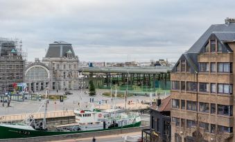 Huswell - New Penthouse with City & Harbour Views