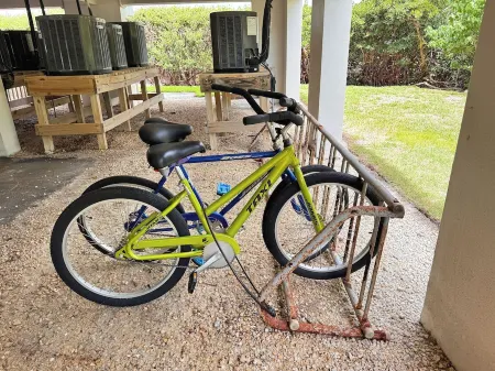 New Amazing Villa on water in charming Captiva Отели в г. Captiva