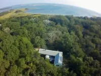 A Charming Vineyard Cottage Just Off the Pond