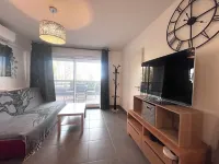 Beautiful apartment with terrace on the seafront