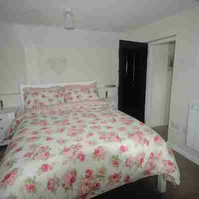Beautiful and Quiet Rural hideaway for two near Ludlow with stunning views Rooms