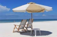 NEW LISTING Paradise-Newly Updated Condo Close to Everything. Beach, Bike, Pool