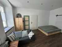 Felsenhöhle - modern and central vacation apartment in the heart of Wunsiedel