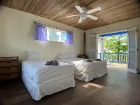 Casa Marazul - Beachfront House With Gorgeous Pool and Huge Rancho Hotels in 