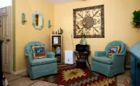 Pleasant Days Lodging Southwest Cottage.
