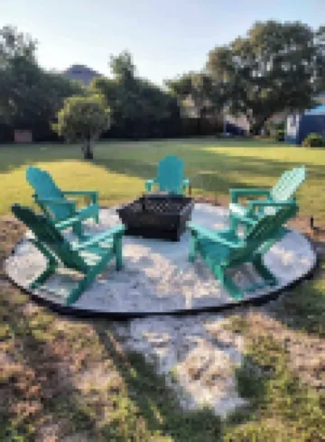 Cozy Suite w/ Private Pool minutes from Navarre Beach!