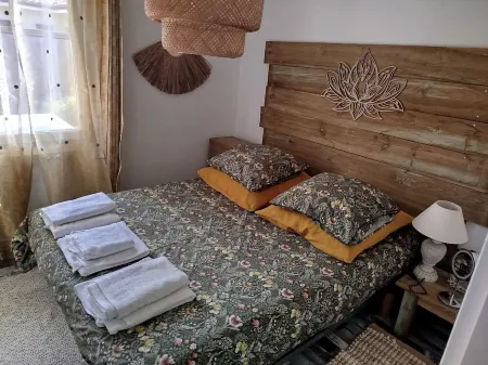 Maison Entre LAC ET Ocean A Hourtin EN Gironde, Idéal Avec de Jeunes Enfants ! Отели в г. Уртен