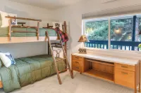 Mountain-view Home Near Hiking in Alpine! - Homestays