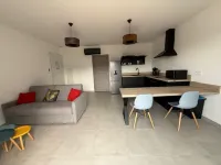 Lovely new T2 apartment bathed in sunshine all day with terrace and private garden Hotels in Oletta