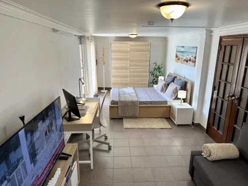 Cascais Quaint Cottage- Fully Equipped and Furnished Large Studio. Sleeps 2 or 4 Hotels in Alcabideche