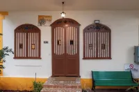 The Chickoo Tree by the Sea