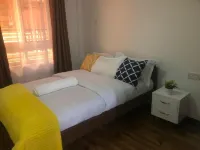 Comfort stays 龍加伊住宿飯店