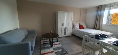 Studio Grand Confort à Houilles
