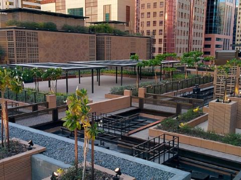 Garden facing spacious room in AbuDhabi near beach