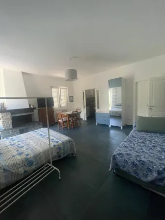 CASA AZZURRA Nice one-room apartment with terrace in Cilento. Pet friendly