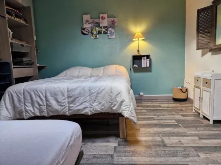 Maison des Avelines Отели рядом с достопримечательностью «Vias Plage»