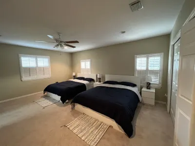 No Disponible la Casa. Hotels near Lake Lizzie Conservation Area South Trailhead